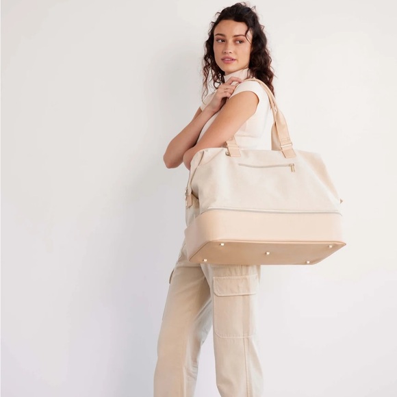 Beis Weekender Bag - Picture 5 of 9